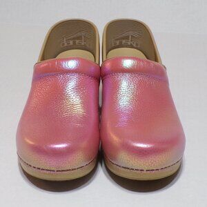 DANSKO WOMEN'S  ( XP 2.0 )  IRIDESCENT LEATHER CLOGS